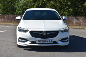 2019 Vauxhall Insignia 2.0 Turbo D Blueinjection Sri Vx Line Nav in White — image 5
