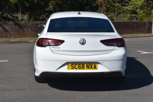 2019 Vauxhall Insignia 2.0 Turbo D Blueinjection Sri Vx Line Nav in White — image 6