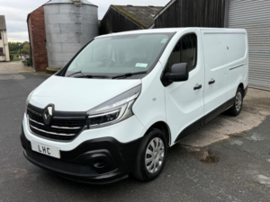 2020 Renault Trafic 2.0 Dci Energy 30 Business+ Lwb Standard Roof Euro 6 (s/s) 5dr in White — image 5