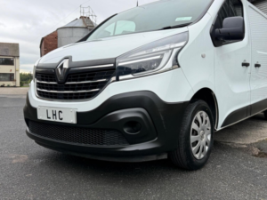 2020 Renault Trafic 2.0 Dci Energy 30 Business+ Lwb Standard Roof Euro 6 (s/s) 5dr in White — image 6