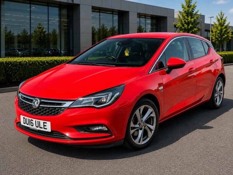 2016 Vauxhall Astra 1.6 Cdti Blueinjection Sri Euro 6 (s/s) 5dr in Red — image 1