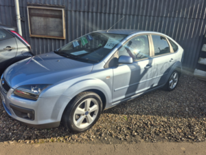 2007 Ford Focus 1.6 Zetec Climate in Blue — image 2