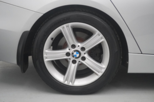 2012 BMW 3 Series 2.0 320d Se Touring Euro 5 (s/s) 5dr in Silver — image 4