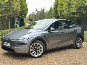 2025 Tesla Model Y 84.7kwh (dual Motor) Long Range Auto 4wde 5dr in Grey — image 2