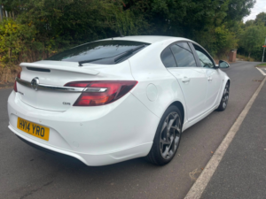 2014 Vauxhall Insignia 2.0 Cdti Ecoflex Sri Vx Line Hatchback 5dr Diesel Manual Euro 5 (s/s) (163 Ps) in White — image 2