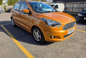 2018 Ford Ka+ 1.2 Ti-Vct Zetec Euro 6 5dr in Gold — image 3