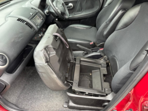 2012 Nissan Note 1.4 16v N-Tec+ in Red — image 3