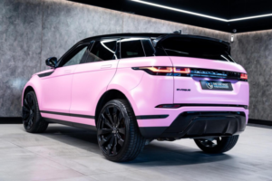 2019 Land Rover Range Rover Evoque 2.0 D180 S Auto 4WD Euro 6 (s/s) 5dr in Pink — image 5