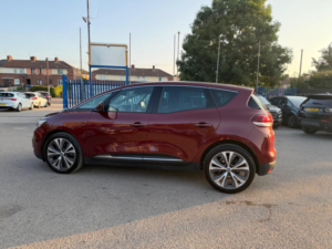 2017 Renault Scenic 1.6 Dci Dynamique S Nav Edc Euro 6 (s/s) 5dr in Red — image 4