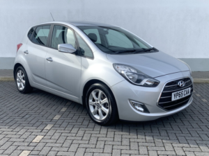 2015 Hyundai Ix20 1.6 Crdi Blue Drive Se 5-Door in Silver — image 3