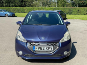 2012 Peugeot 208 1.4 E-Hdi Active Egc Euro 5 (s/s) 5dr in Blue — image 2