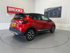 2018 Renault Captur 0.9 Tce Energy Gt Line Euro 6 (s/s) 5dr in Red — image 4