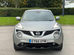 2015 Nissan Juke 1.5 Dci 8v Tekna Euro 5 (s/s) 5dr in Silver — image 2