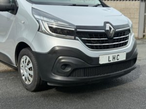 2020 Renault Trafic 2.0 Dci Energy 30 Business+ Edc Lwb Standard Roof Euro 6 (s/s) 5dr in Silver — image 4