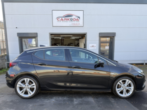 2018 Vauxhall Astra 1.4 I Turbo Sri Vx Line Nav in Black — image 5