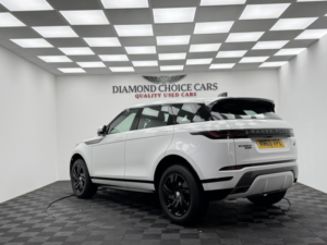 2019 Land Rover Range Rover Evoque 2.0 P250 Mhev R-Dynamic S in White — image 4