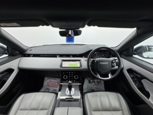 2019 Land Rover Range Rover Evoque 2.0 P250 Mhev R-Dynamic S in White — image 6