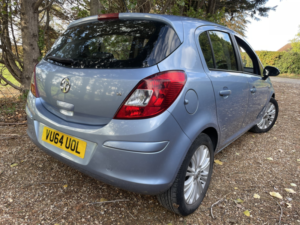 2014 Vauxhall Corsa 1.4 16v Se in Blue — image 2