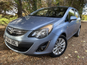 2014 Vauxhall Corsa 1.4 16v Se in Blue — image 5
