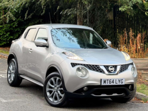 2014 Nissan Juke 1.6 Tekna SUV 5dr Petrol Xtron Euro 5 (117 Ps) in Silver — image 2