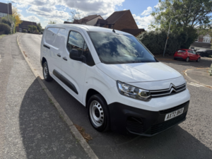 2023 Citroen Berlingo 1.5 Berlingo Van Xl Long Wheel Base Bluehdi 100 S&s 6-Speed Manual 950 Enterprise Edition in White — image 3