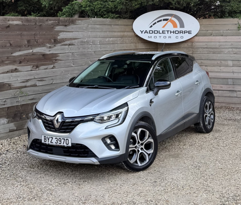 2022 Renault Captur 1.3 Se Edition Tce 140 My21.5 in Grey — image 1