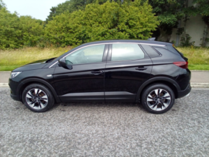 2019 Vauxhall Grandland X 1.2 Turbo Sport Nav in Black — image 5