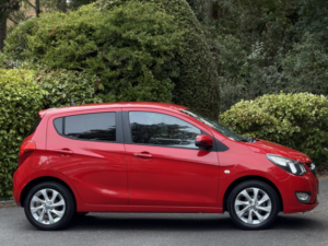 2015 Vauxhall Viva 1.0 I Sl in Red — image 2
