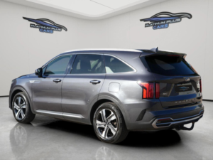 2021 Kia Sorento 1.6 H T-Gdi 3 Auto AWD Euro 6 (s/s) 5dr in Grey — image 4