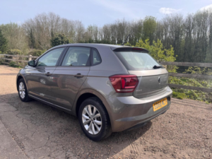 2018 Volkswagen Polo 1.0 Tsi Se Euro 6 (s/s) 5dr in Grey — image 5