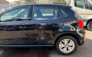 2015 Volkswagen Polo 1.2 Tsi Bluemotion Tech Se DSG Euro 6 (s/s) 5dr in Black — image 6