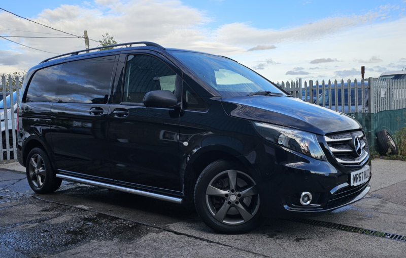 2017 Mercedes-Benz Vito 2.1 119 Cdi Bluetec Sport Crew Van G-Tronic+ Rwd L1 Euro 6 (s/s) 5dr in Black — image 1