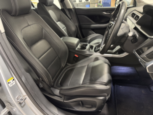 2020 Jaguar I-Pace 400 90kwh Se in Silver — image 4