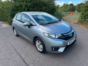 2016 Honda Jazz I-Vtec Se in Silver — image 2