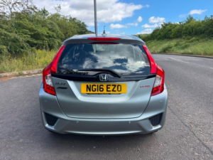 2016 Honda Jazz I-Vtec Se in Silver — image 5