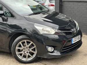 2013 Toyota Verso 1.8 V-Matic Excel in Black — image 4