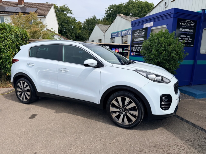 2018 Kia Sportage 1.7 Crdi 3 SUV 5dr Diesel Dct Euro 6 (s/s) (139 Bhp) in White — image 1