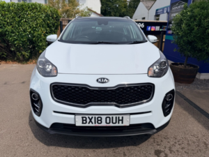 2018 Kia Sportage 1.7 Crdi 3 SUV 5dr Diesel Dct Euro 6 (s/s) (139 Bhp) in White — image 6