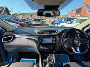 2018 Nissan Qashqai 1.5 Dci N-Connecta Euro 6 (s/s) 5dr in Blue — image 2