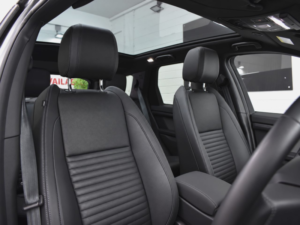 2025 Land Rover Discovery Sport 1.5 P270e 12.17kwh Dynamic Se 4WD Auto 5dr SUV Euro 6 Petrol Plug-In Hybrid PHEV in Grey — image 2