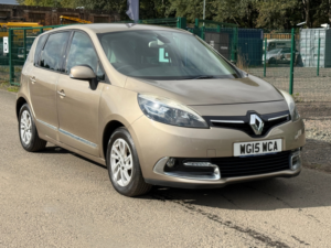 2015 Renault Scenic 1.5 Dci Energy Dynamique Tomtom MPV 5dr Diesel Manual Euro 5 (s/s) (110 Ps) in Beige — image 3