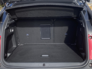 2017 Peugeot 3008 1.2 Puretech Gt Line in Red — image 6