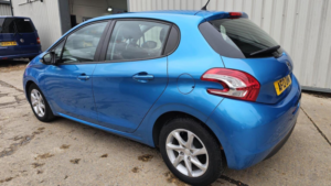 2013 Peugeot 208 1.2 Vti Active Euro 5 5dr in Blue — image 3