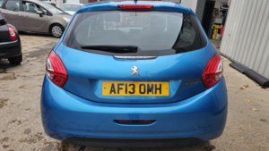 2013 Peugeot 208 1.2 Vti Active Euro 5 5dr in Blue — image 4
