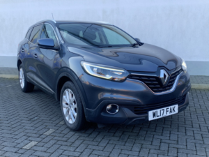 2017 Renault Kadjar 1.5 Dci Dynamique Nav 5-Door in Grey — image 6