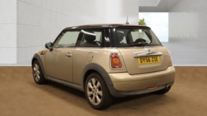 2006 MINI Hatch 1.6 Cooper Euro 4 3dr in Silver — image 3