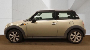 2006 MINI Hatch 1.6 Cooper Euro 4 3dr in Silver — image 6