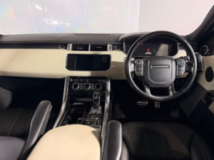 2014 Land Rover Range Rover Sport 3.0 Sd V6 Hse Dynamic SUV 5dr Diesel Auto 4WD Euro 5 (s/s) (292 Ps) in Red — image 2