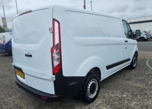 2023 Ford Transit Custom 2.0 Transit Custom Leader Van 280 L1 2.0l Ecoblue 105ps Fwd 6 Speed Manual in White — image 5