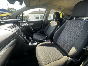 2015 Vauxhall Mokka 1.4 I Turbo Tech Line in Black — image 2